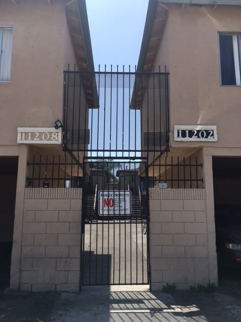 Building Photo - Klingerman Apartments