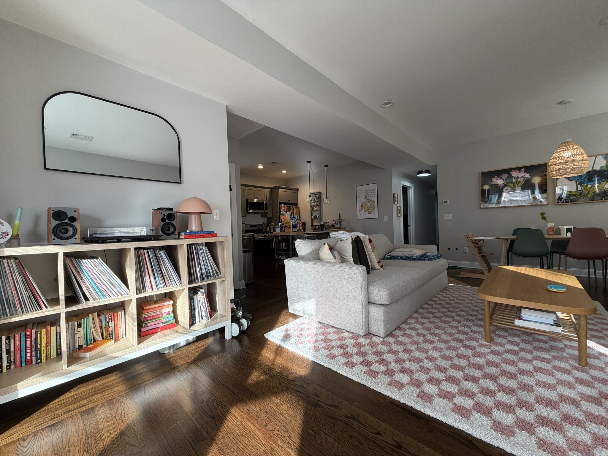 Building Photo - 153 Almy St