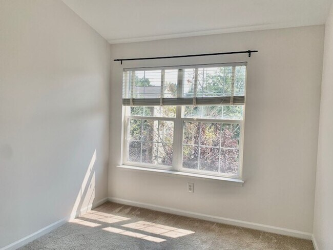Building Photo - 18122 Truffle Ln