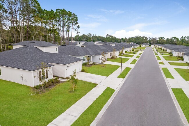 Building Photo - 7380 New Mdws Ct