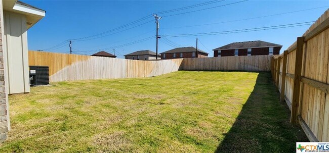 Building Photo - 1108 Carlsberg Dr