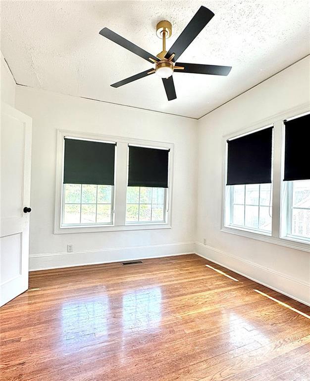 Building Photo - 52 Delmont Dr NE