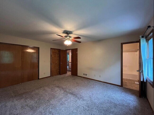 Building Photo - 440 Taylor Ave