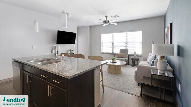 Building Photo - 650 S Main St