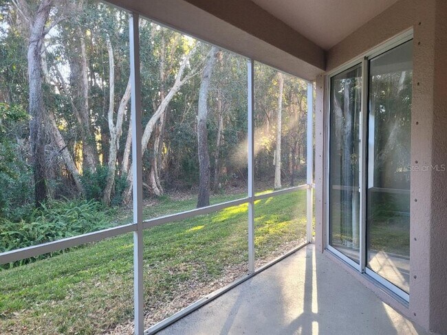 Building Photo - 820 Lantern Way