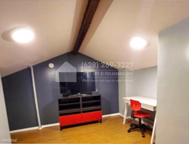 Building Photo - 3 br, 2.5 bath Townhome - 5930 Malabar Str...