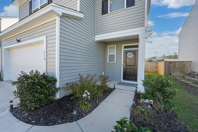 Building Photo - 314 Black Birch Dr