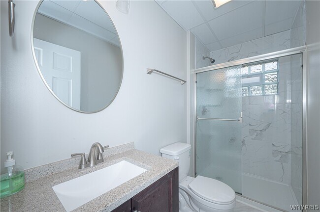 Building Photo - 2148 Main St