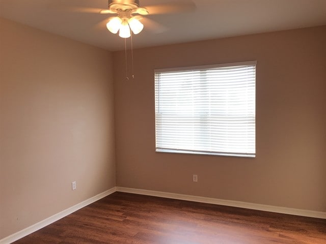 Building Photo - 30652 Palmerston Pl
