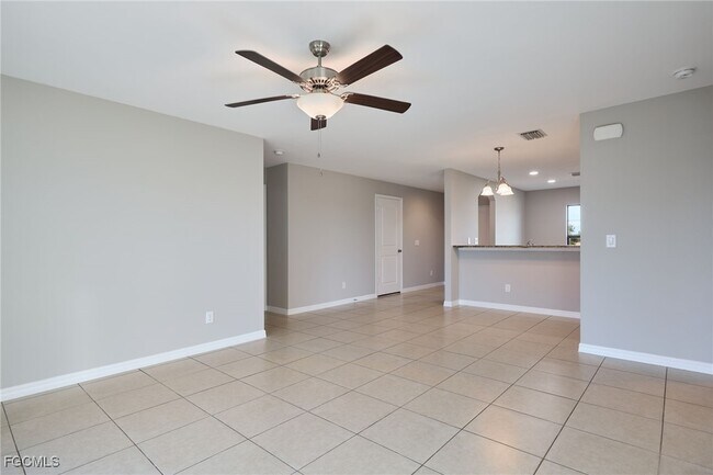 Building Photo - 908 NW 24th Terrace