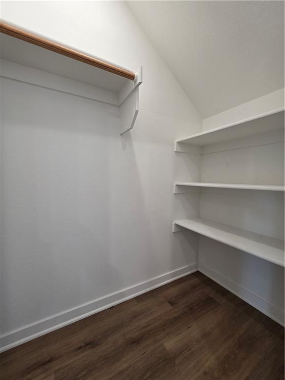 Building Photo - 987 N Crater Ave