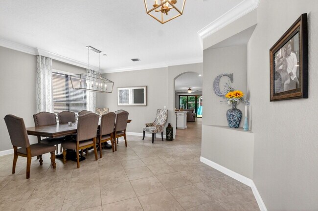 Building Photo - 9062 Gulf Cove Dr
