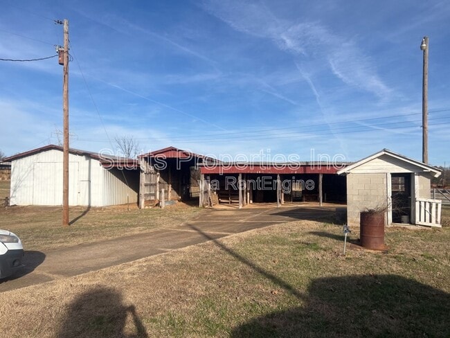 Building Photo - 680 Co Rd 84