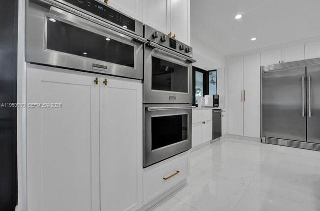 Building Photo - 5140 N 37th St