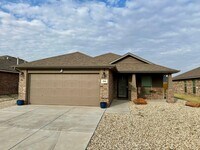 Building Photo - Furnished Rental - Minimum of 30 day stay