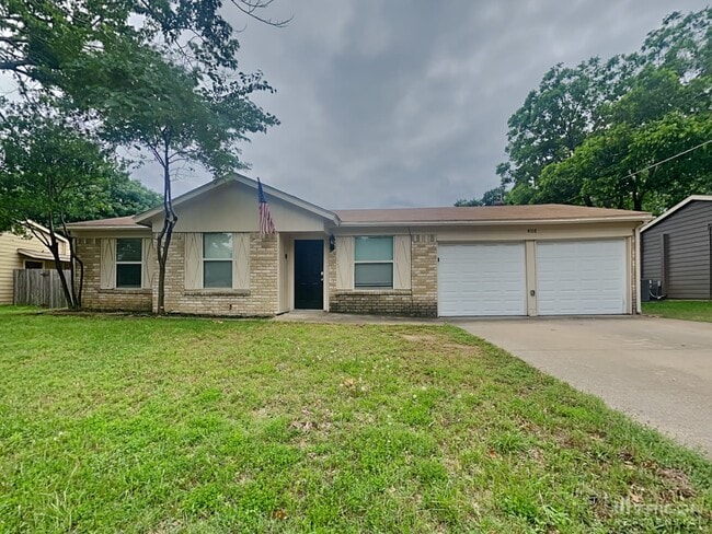 Building Photo - 4108 Coronet Ln