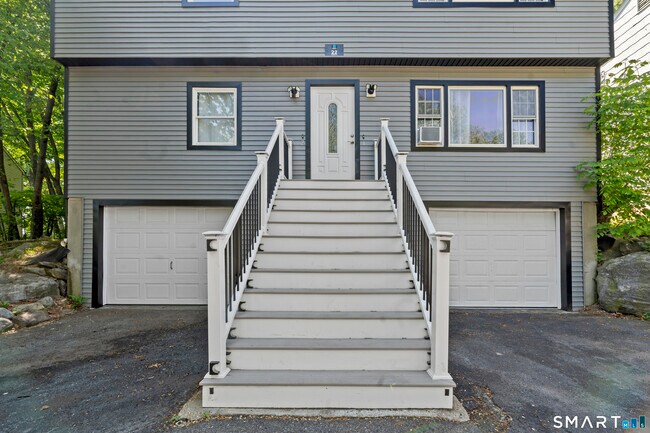 Building Photo - 22 Irving Pl