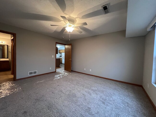 Building Photo - End Unit Two Bed Two Bath Second Floor Con...