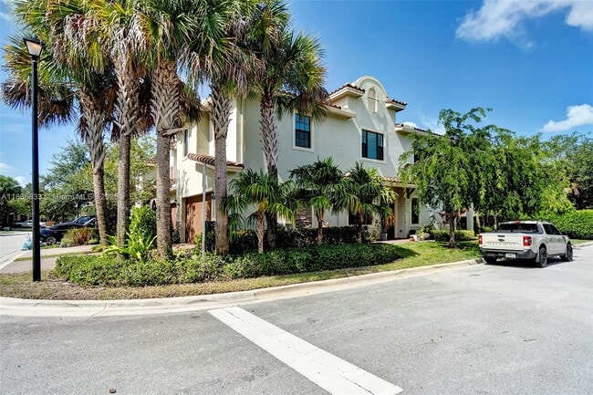 Building Photo - 115 SW 127th Terrace