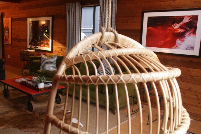 Building Photo - 521 Rialto Ave