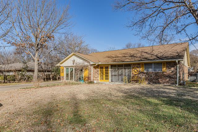 Building Photo - 618 Magnolia St