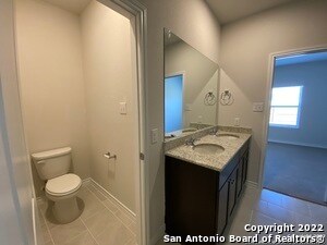 Building Photo - 392 Arbor Hills