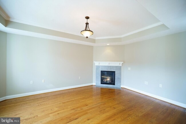 Building Photo - 2616 Greenport Dr