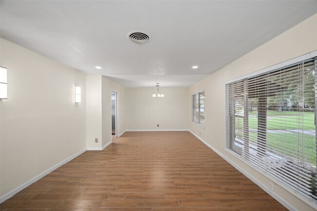 Building Photo - 3835 Tartan Ln