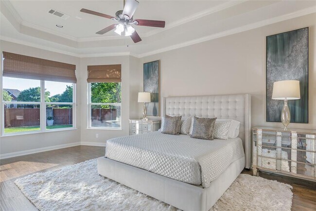 Building Photo - 5327 Elm Spring Ln