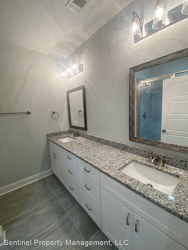 Building Photo - 3 br, 2 bath House - 211 Lasso Drive