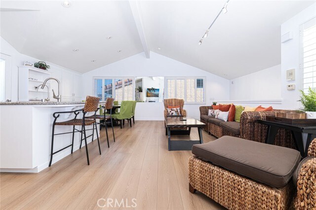 Building Photo - 1720 W Oceanfront