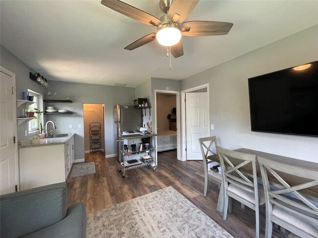 Building Photo - 52 Alahele Pl