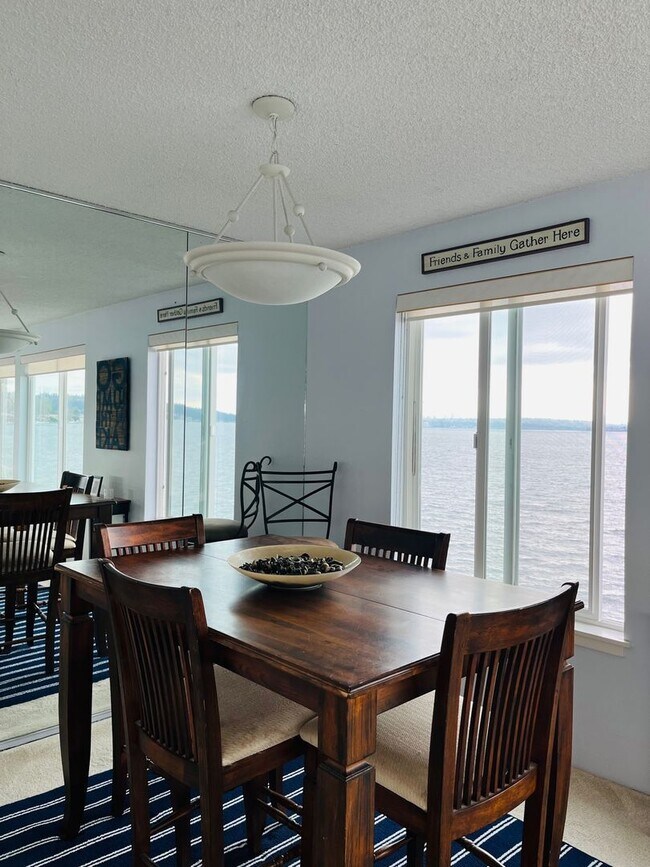Building Photo - Kirkland Waterfront Condo Available Now! S...