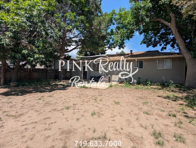 Building Photo - 4546 Del Verde Dr