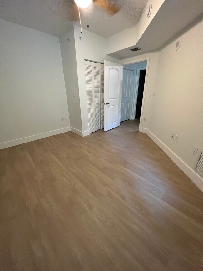 Building Photo - 7355 SW 89th St