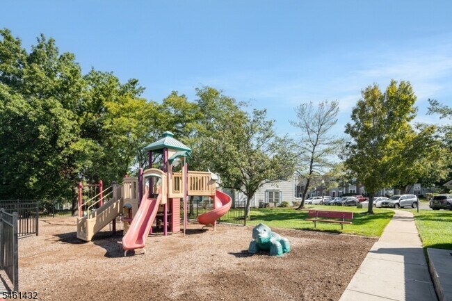 Building Photo - 3910 Graham Ct
