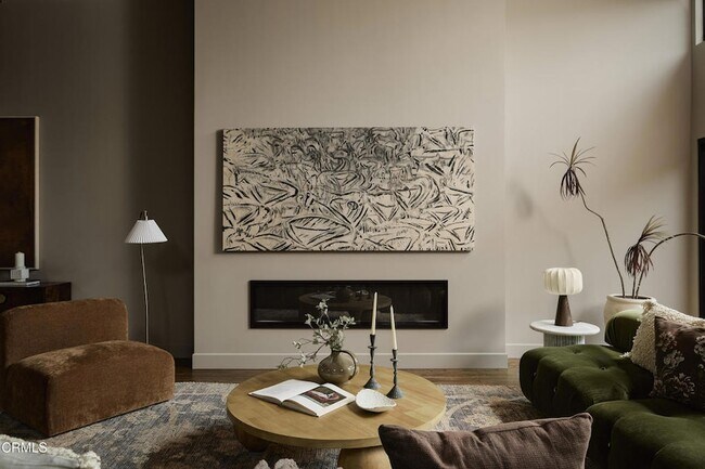 Building Photo - 12406 La Maida St