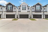 Building Photo - 3444 Bolin Rd