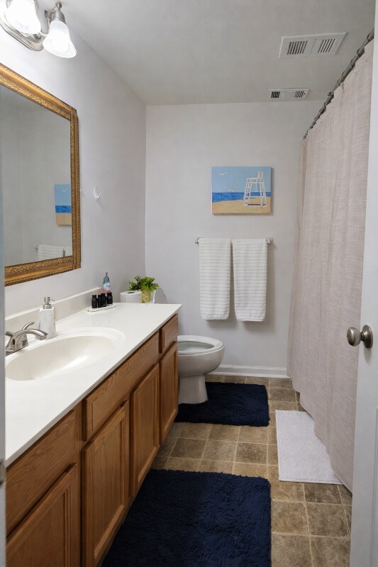 Building Photo - 1510 E Henry St