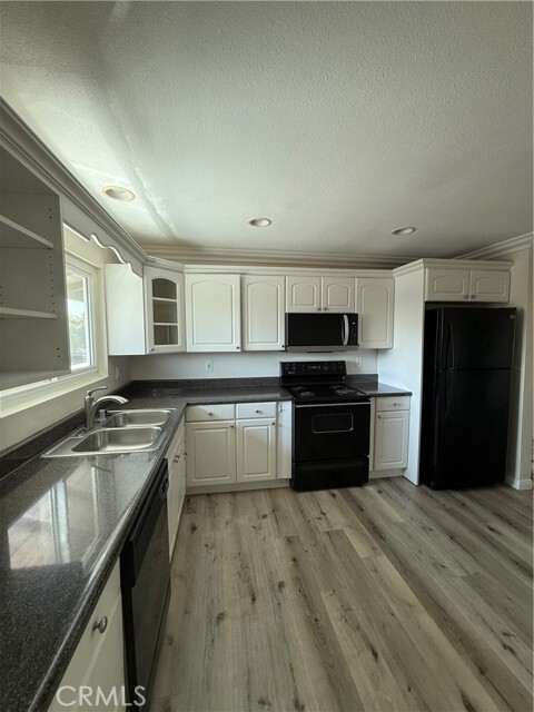 Building Photo - 7100 Cerritos Ave