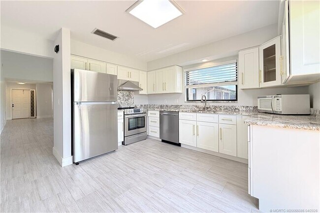 Building Photo - 3505 SW Quail Meadow Trail