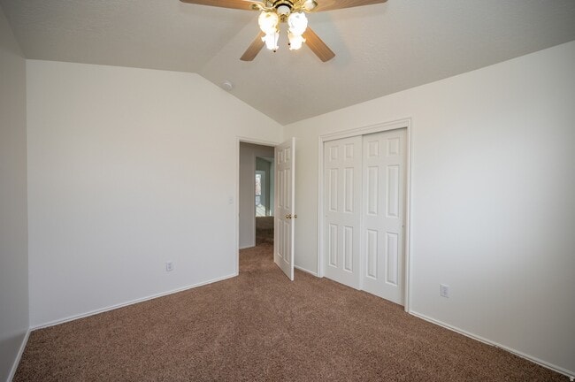 Building Photo - 8004 Old Barn Dr