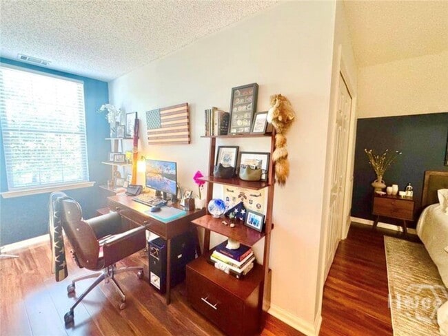 Building Photo - 303 Morgan Pines Dr