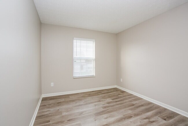 Building Photo - 6323 Pritchard Dr