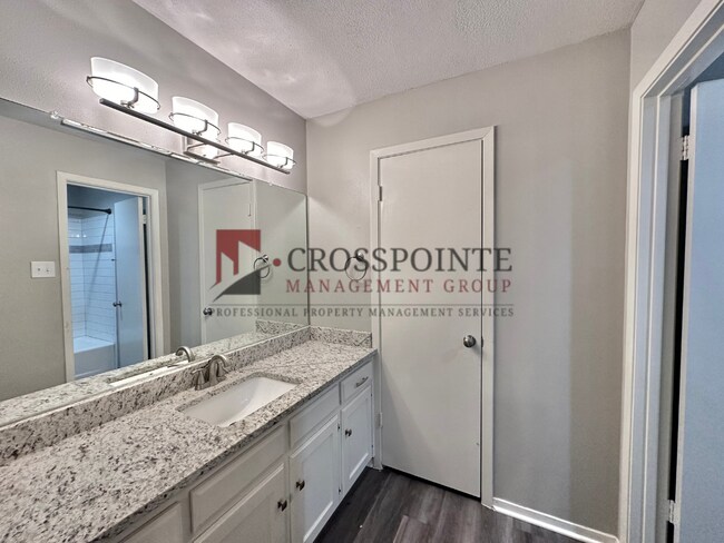 Building Photo - Edinburgh 4510/4512