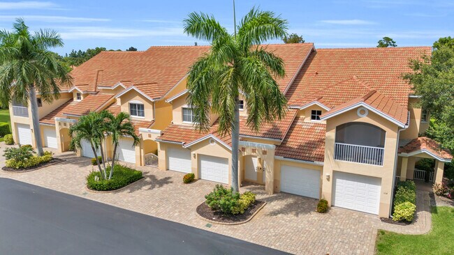 Building Photo - 28650 Carriage Home Dr