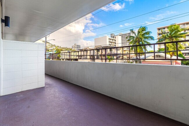 Building Photo - Bright and spacious 1 bedroom 1 bath condo in Makiki !