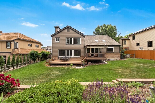 Building Photo - September 2026 - June 2027 Stunning Fully Furnished Rental in Golden, Colorado