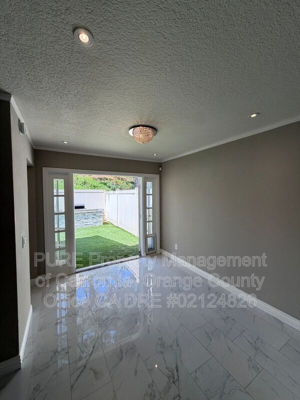 Building Photo - 25321 Vista Hermosa