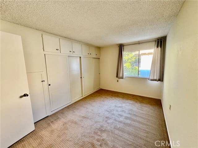Building Photo - 547 Via Estrada